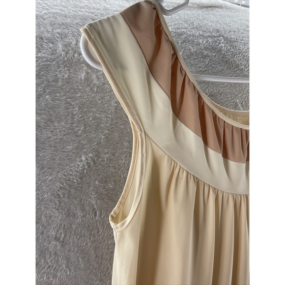 VTG Night Gown Womens Small Round Neck Cream Beige Full Length Nylon - Picture 4 of 9